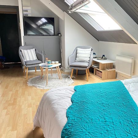 Appartement Agreable Cocon Sous Les Toits - Parking - Wifi à Pleneuf-Val-Andre Extérieur photo
