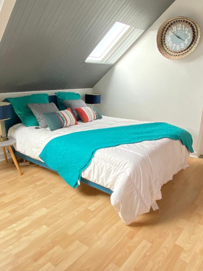 Appartement Agreable Cocon Sous Les Toits - Parking - Wifi à Pleneuf-Val-Andre Extérieur photo