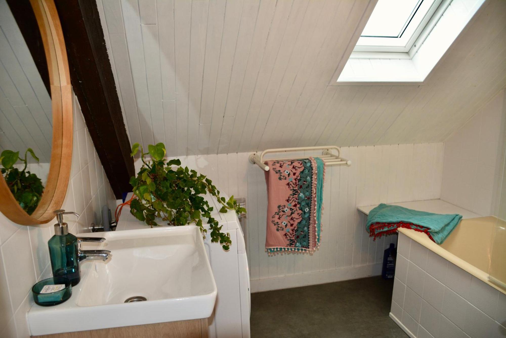 Appartement Agreable Cocon Sous Les Toits - Parking - Wifi à Pleneuf-Val-Andre Extérieur photo