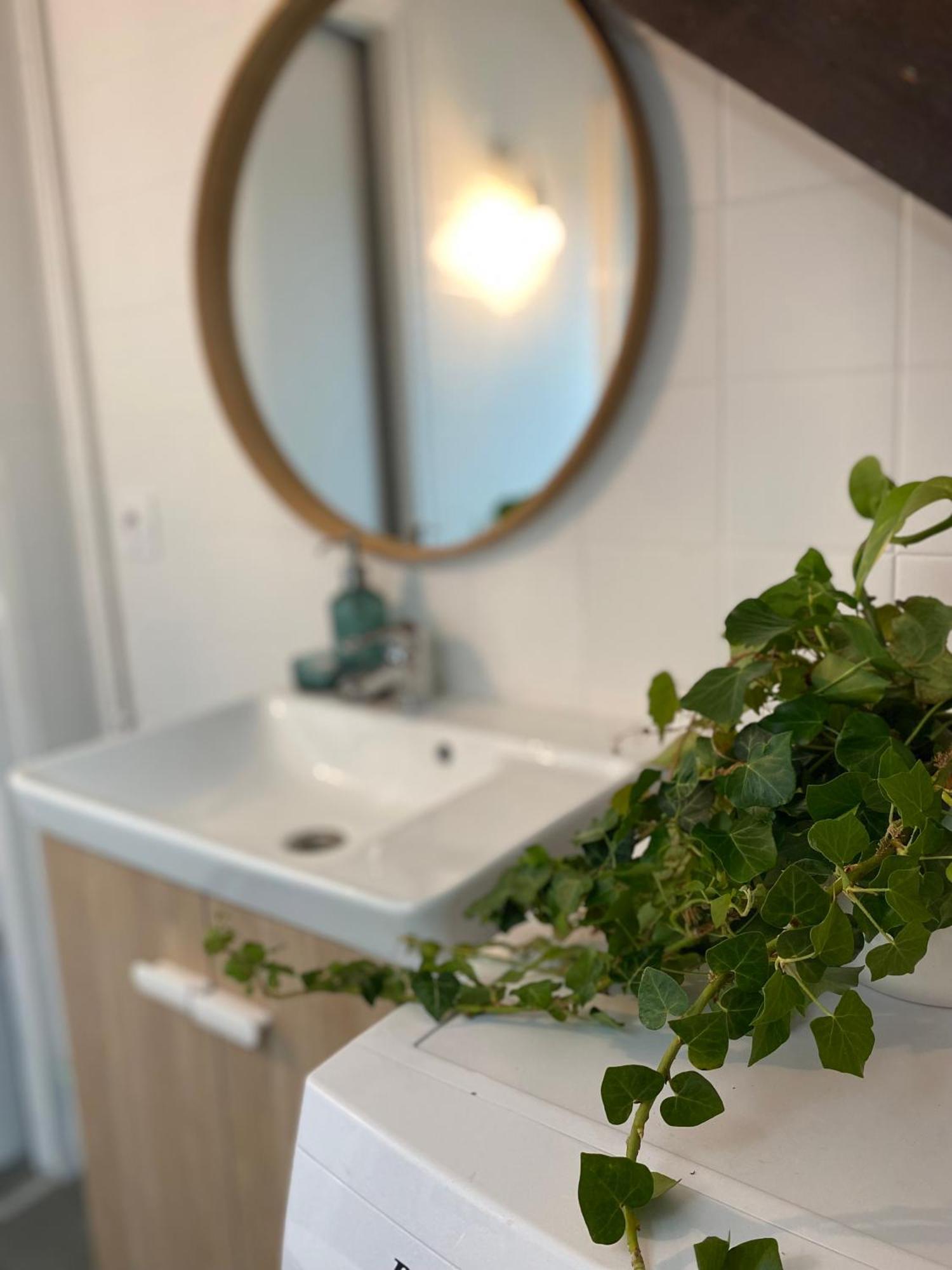 Appartement Agreable Cocon Sous Les Toits - Parking - Wifi à Pleneuf-Val-Andre Extérieur photo
